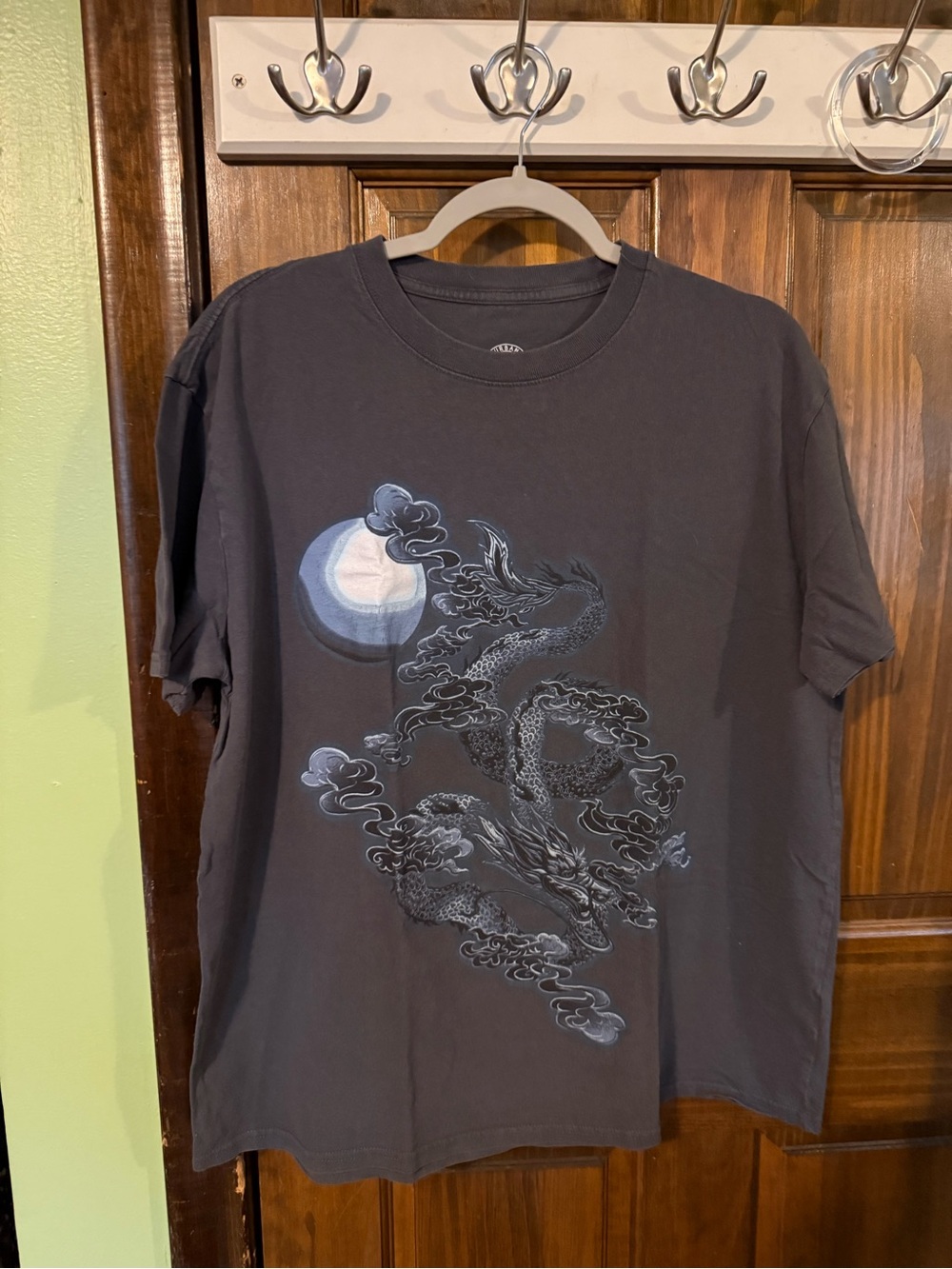 Graphic Dragon Moon Crewneck T-Shirt - Black